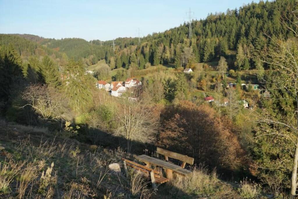 Ruhiges Ferienhaus Am Waldrand Mit Sauna Und Kamin - Hellaberg II Langenbach  Eksteriør bilde